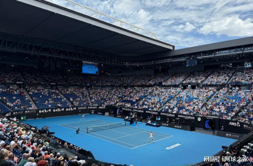 开云体育官网-张帅逆转进四强获点赞，莱巴六胜丝袜约战美国人，德约会斗穆塞蒂